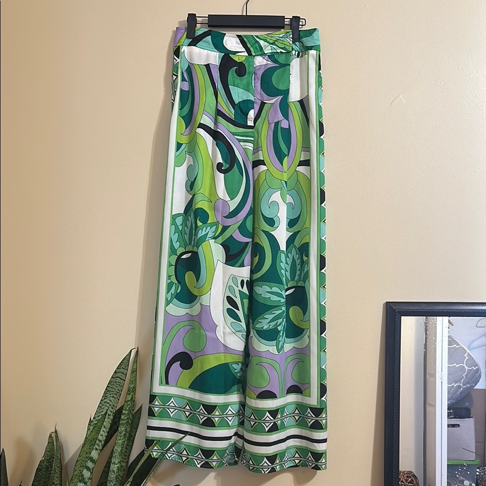 Stylish Green Patterned Wide Leg Pants